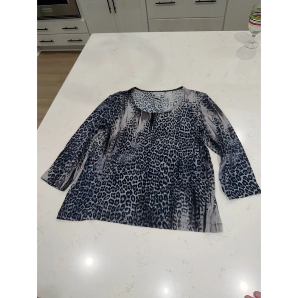 Chicos blue leopard print shirt size 2